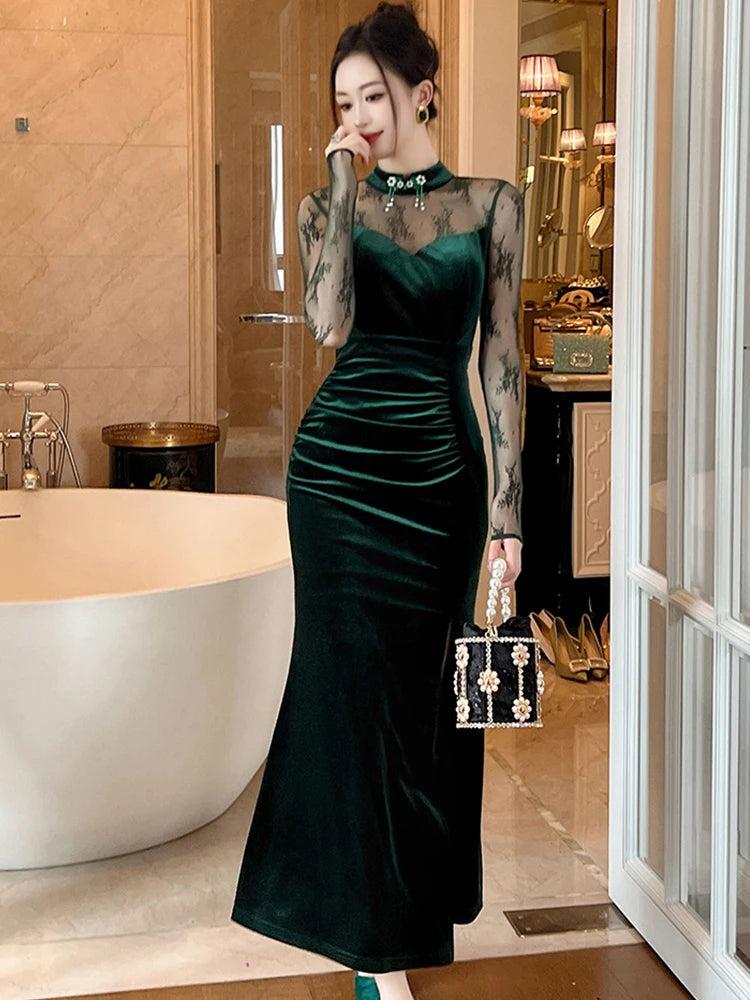 Elegant Green Velvet Dress With Lace Sleeves on Luulla