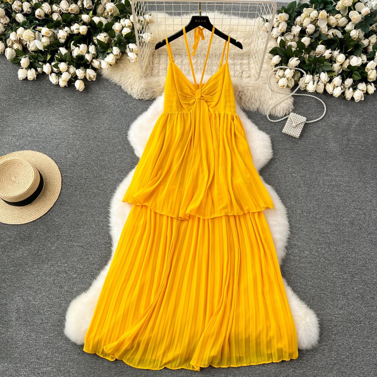 green emerald velvet dress ELEGANT TASTE MAXI DRESS (YELLOW) (RESTOCK) – B-L-U-SH BY JOELLE main image 0