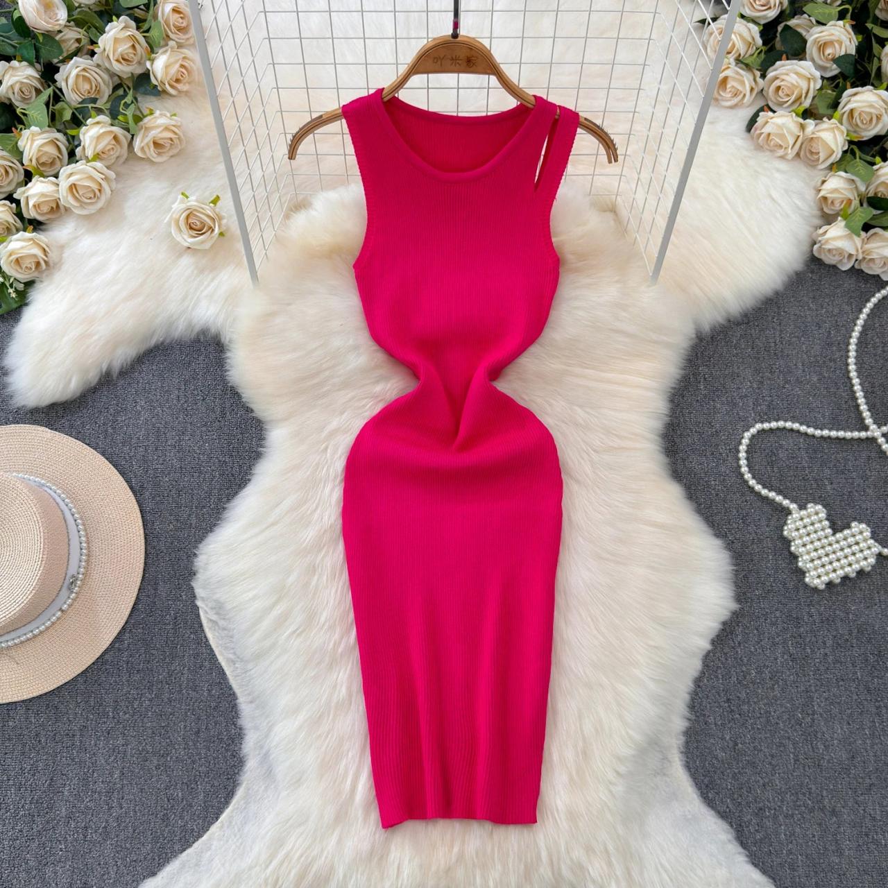 Elegant Sleeveless Ribbed Bodycon Midi Dress