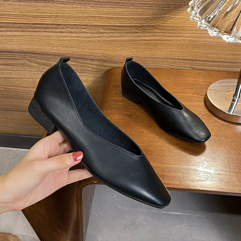 Womens Classic Black Leather Flat Shoes on Luulla