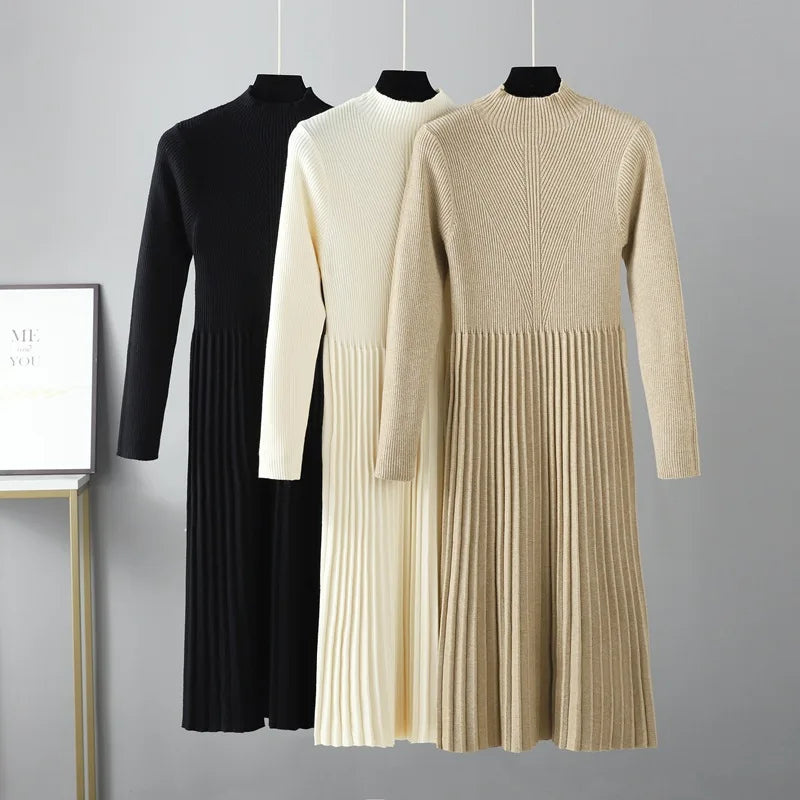 Elegant Cotton Knit Midi Dress with Pointed Neckline & Tulle Sleeves